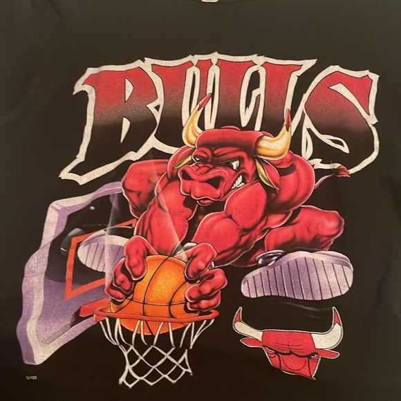 Vintage Chicago Bulls Shirt - Picture 2 of 4